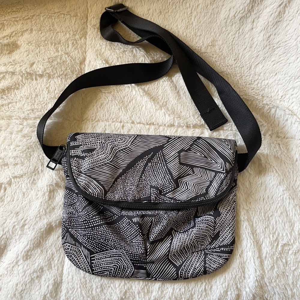 Lululemon Crossbody